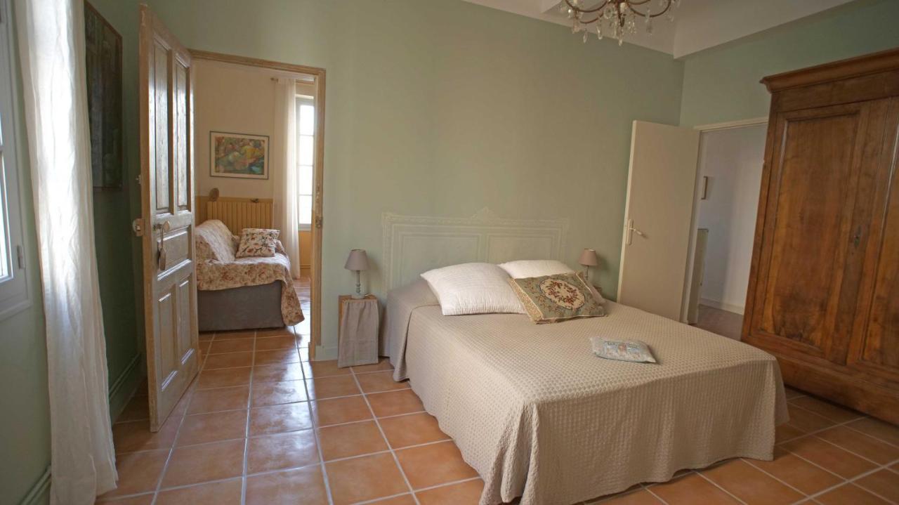 Appartement Au coin de la Roquette à Arles Extérieur photo