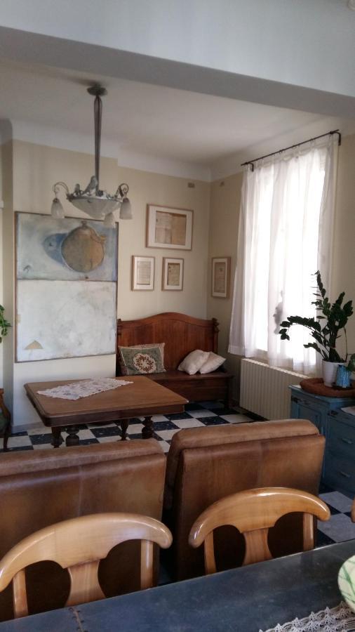 Appartement Au coin de la Roquette à Arles Extérieur photo