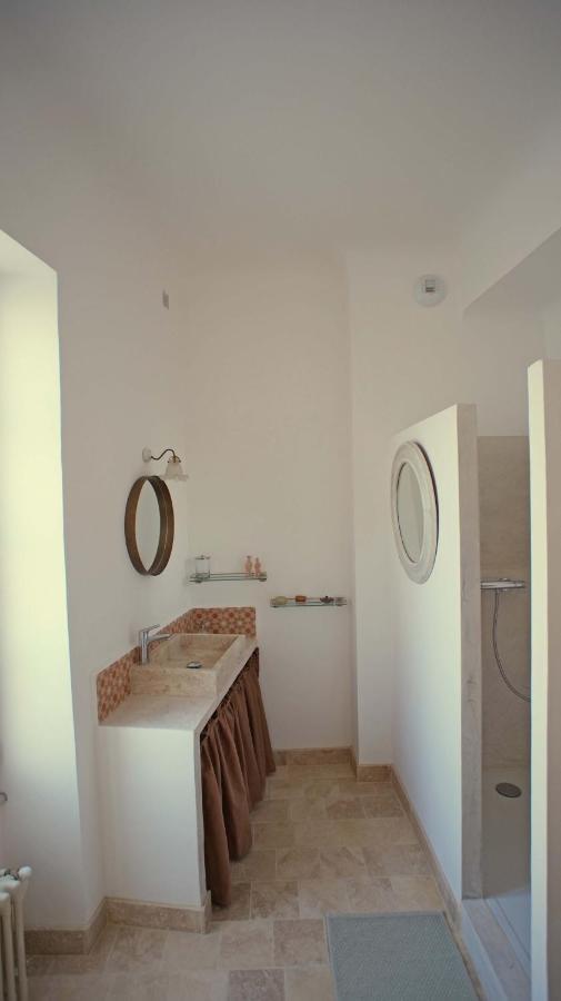 Appartement Au coin de la Roquette à Arles Extérieur photo