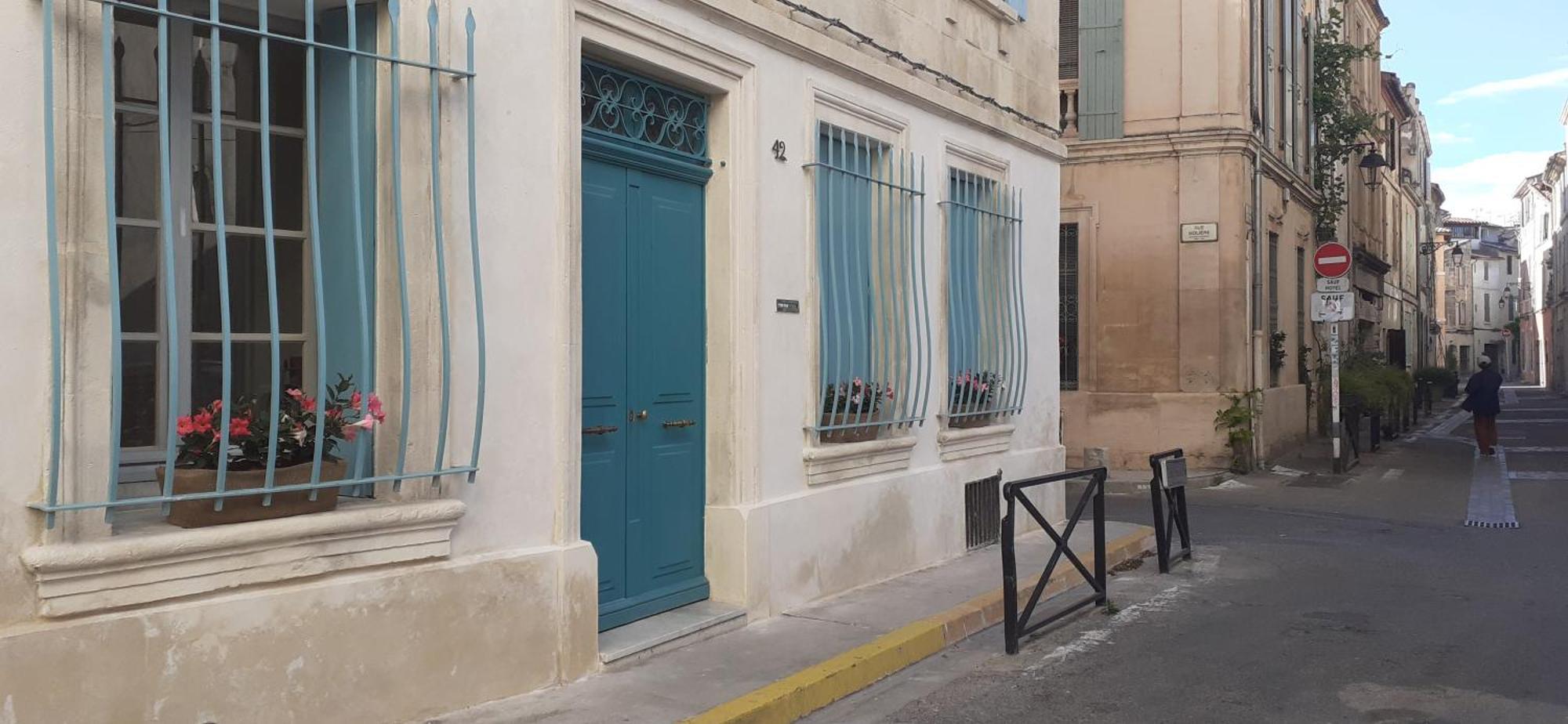 Appartement Au coin de la Roquette à Arles Extérieur photo